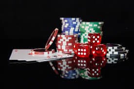 Baccarat Studio dengan Chat Interaktif Permainan baccarat live di aplikasi mpo bonanza88